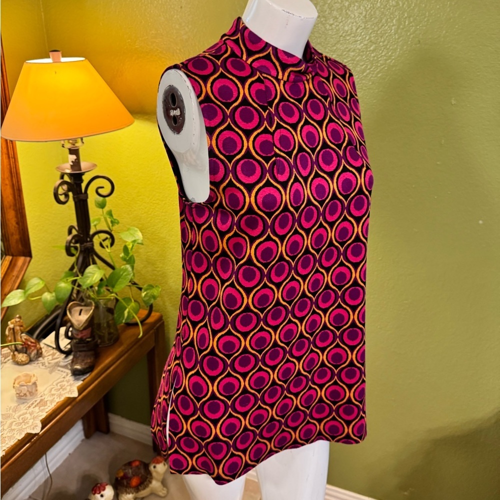 Trina Turk Pink and Black Circle Pattern Blouse - Picture 6 of 9